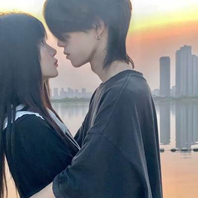 退婚后，真千金她驚爆全球(全集)